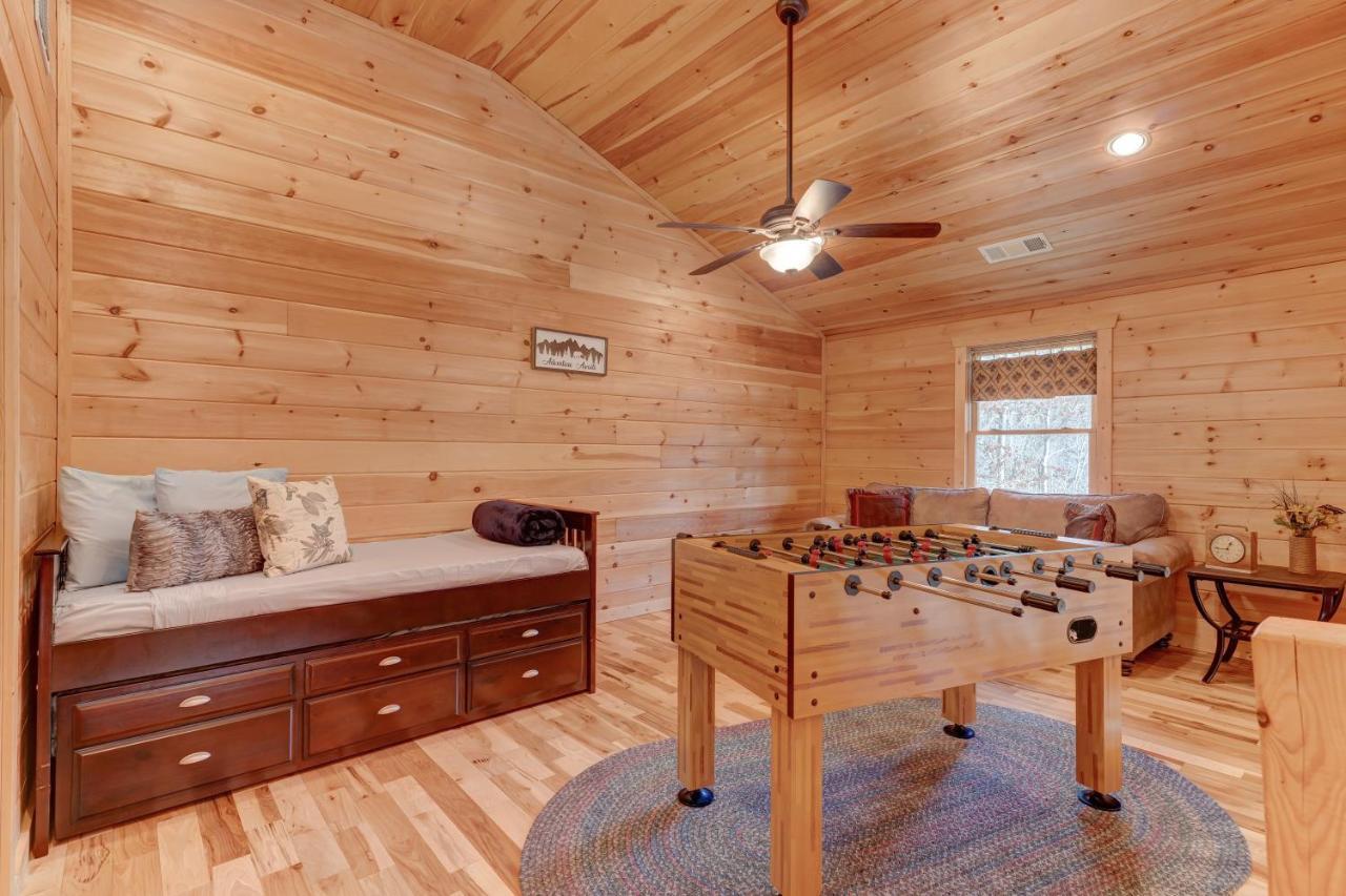 Hot-Tub 6 Seater, Fire-Pit, Master King Bed, Wineries, Pickleball, Resort Amenities Ellijay Esterno foto