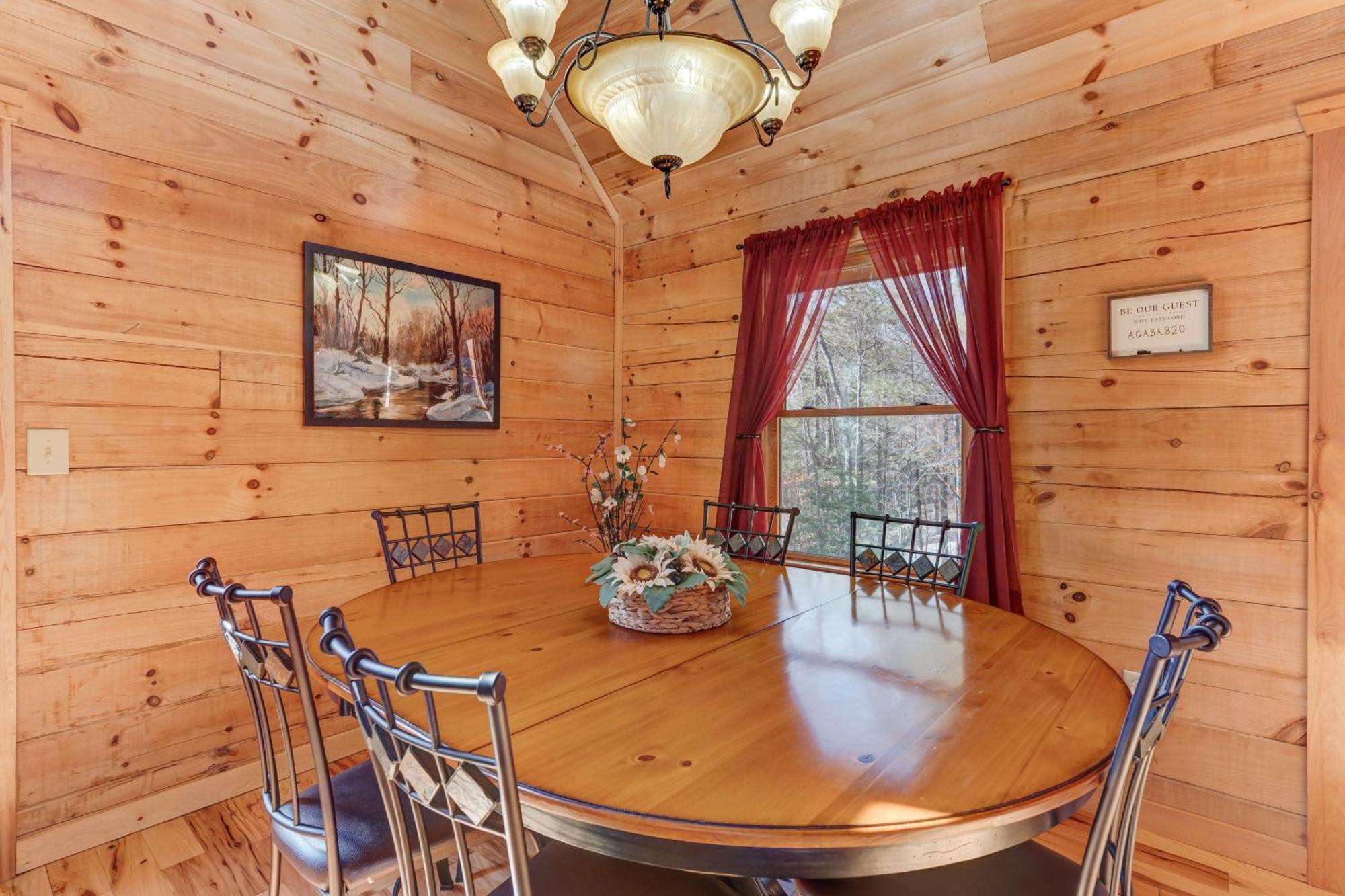 Hot-Tub 6 Seater, Fire-Pit, Master King Bed, Wineries, Pickleball, Resort Amenities Ellijay Esterno foto