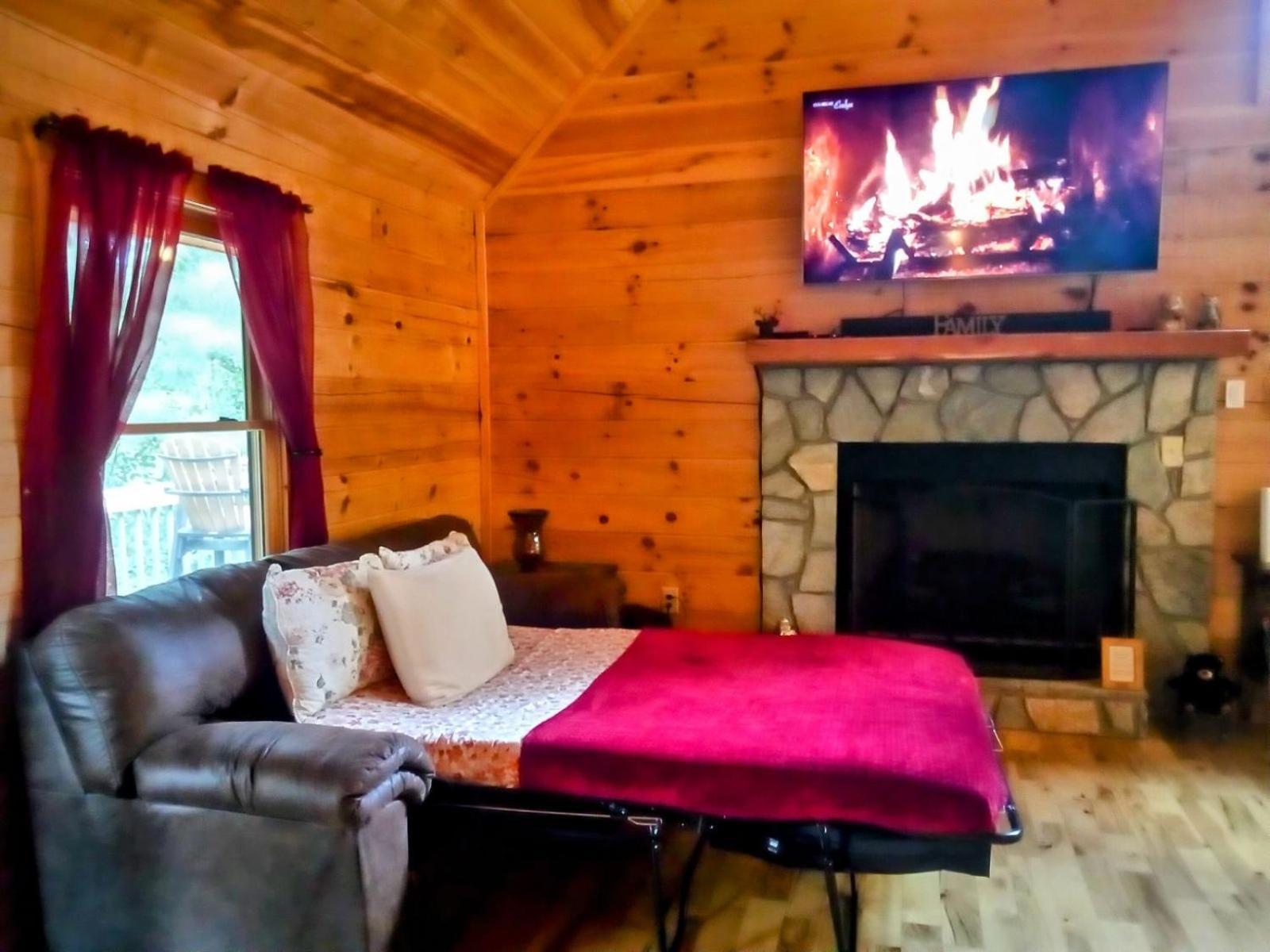 Hot-Tub 6 Seater, Fire-Pit, Master King Bed, Wineries, Pickleball, Resort Amenities Ellijay Esterno foto